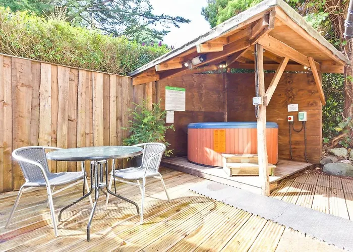 Σπίτι διακοπών Bridge Cottages, Bridge House & Bridge Suite, Sleeps 12 Coniston