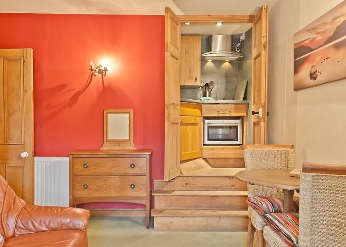 Bridge Cottages, Bridge House & Bridge Suite, Sleeps 12 Σπίτι διακοπών Coniston